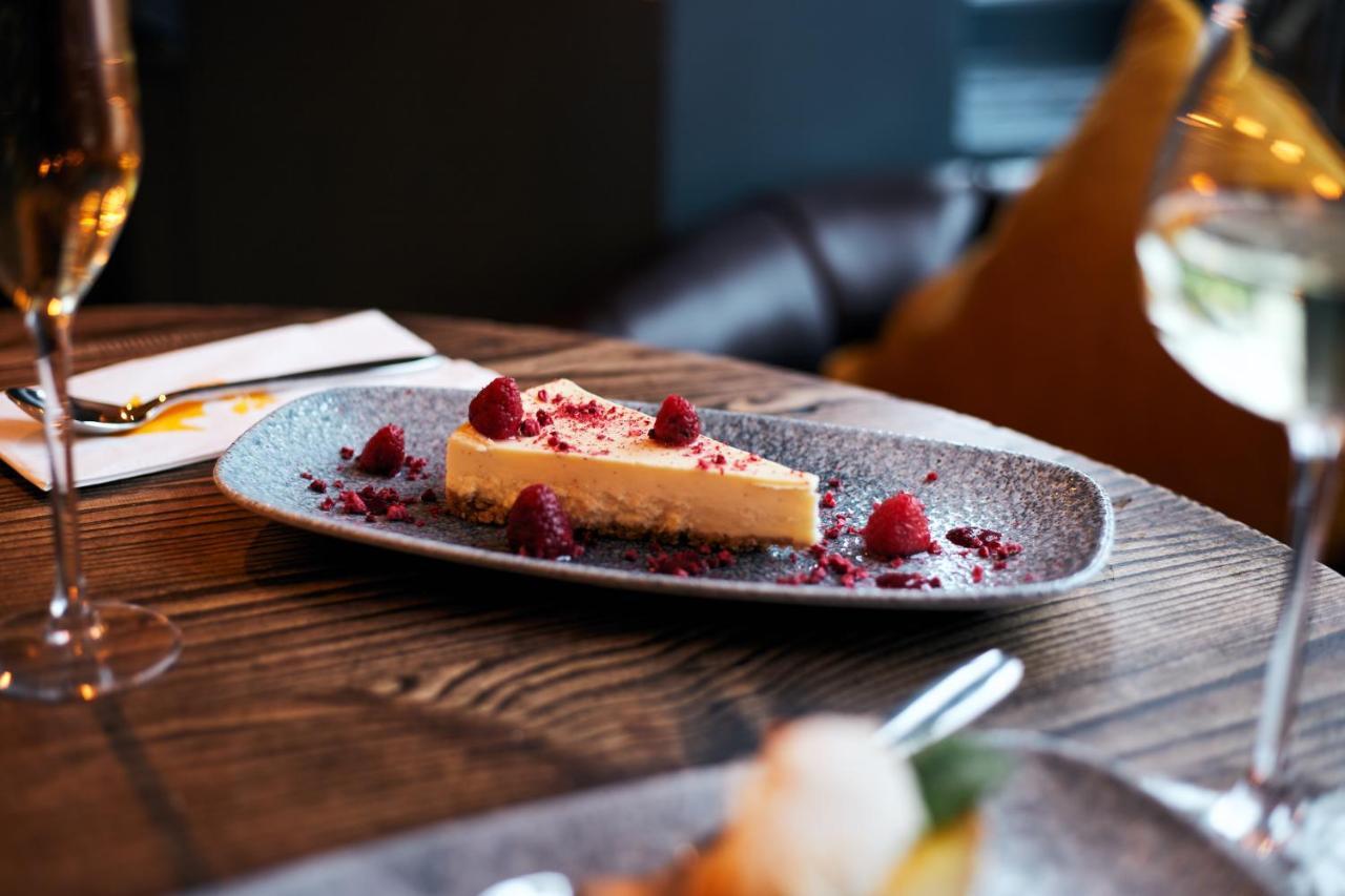 The Wellington Arms - Basingstoke-Reading Hotel Heckfield Екстериор снимка