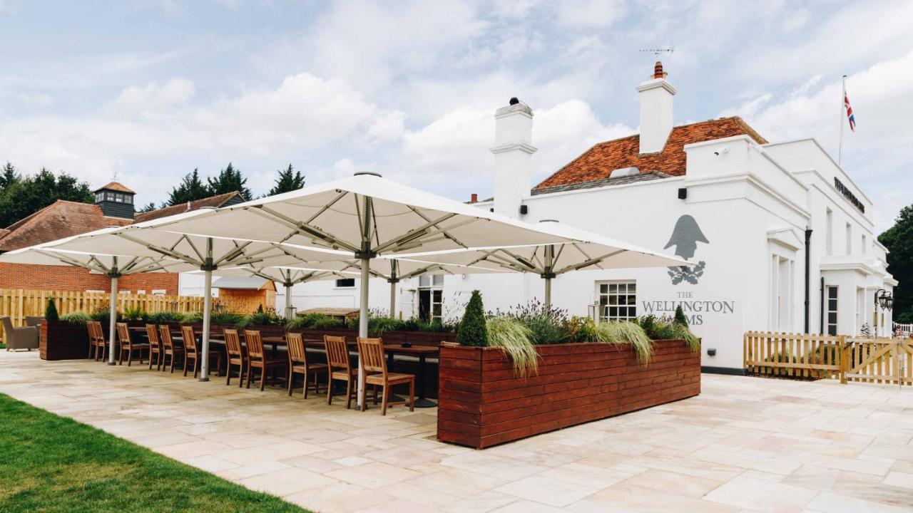 The Wellington Arms - Basingstoke-Reading Hotel Heckfield Екстериор снимка
